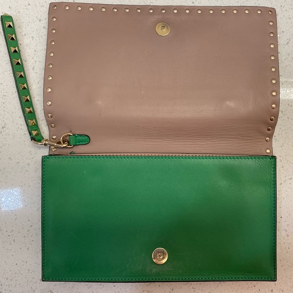 Valentino Rockstud Clutch - Picture 3 of 5